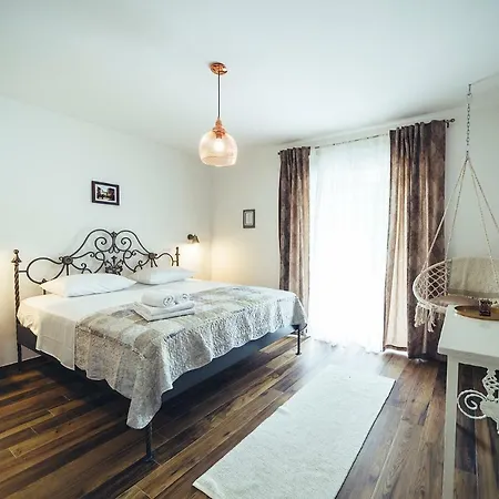 فيلة Luxury Borak إيموتسكي