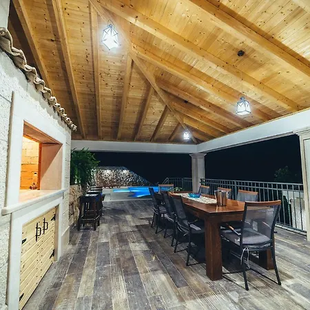 Villa Luxury Borak *